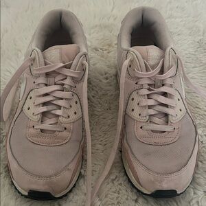 Nike Women's Light Pink Sneakers